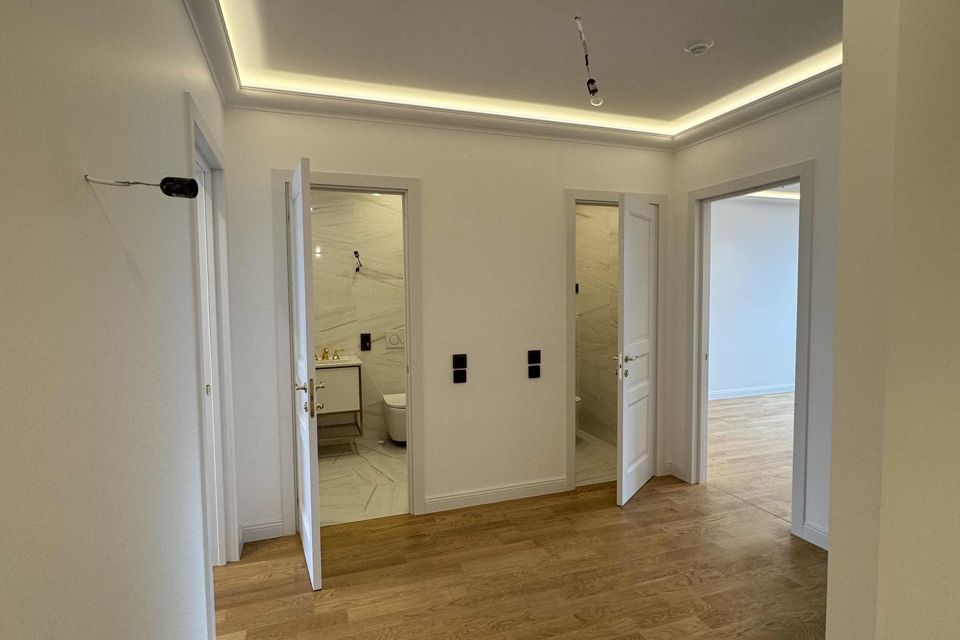 Продаётся 2-комнатная квартира, 69.6 м²