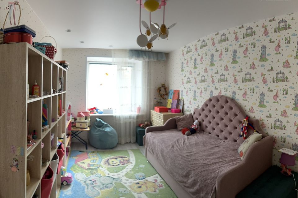 Продаётся 3-комнатная квартира, 60 м²