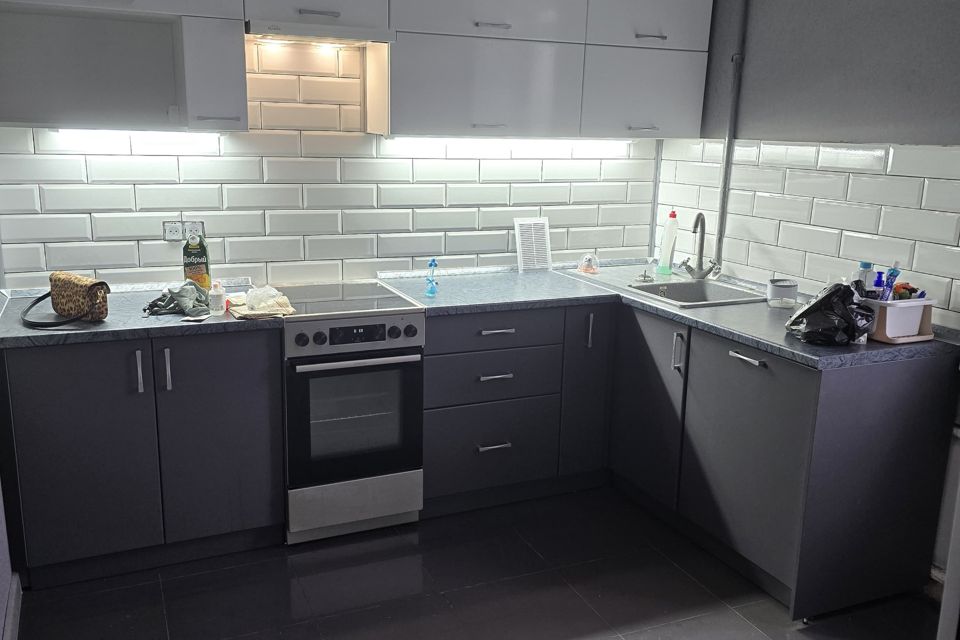 Продаётся 2-комнатная квартира, 56.3 м²
