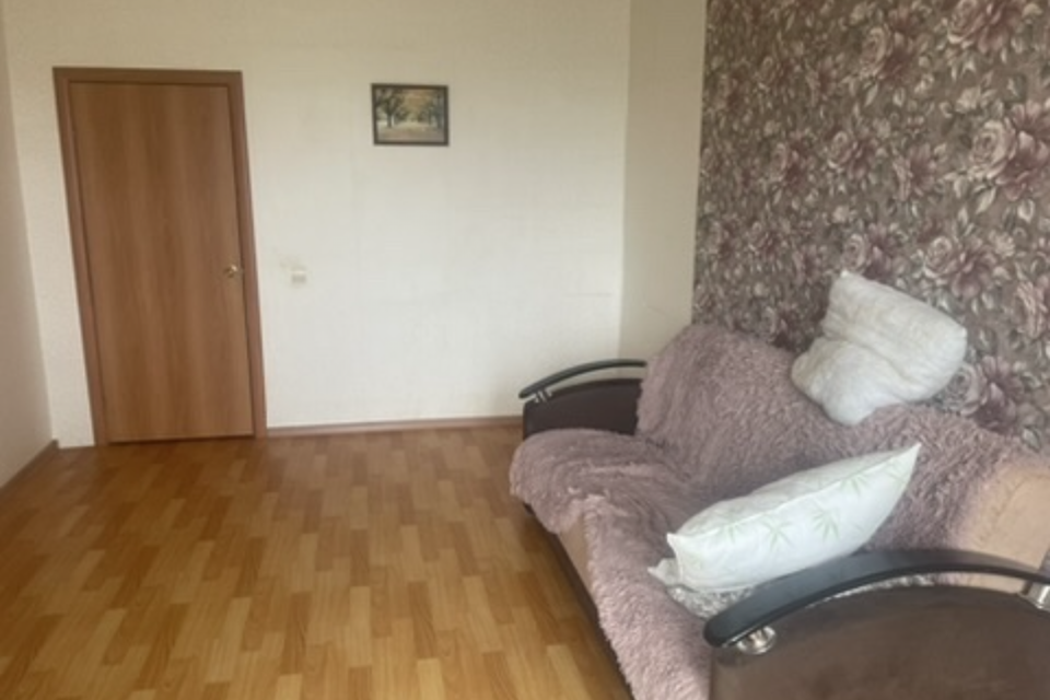 Продаётся 1-комнатная квартира, 38.8 м²