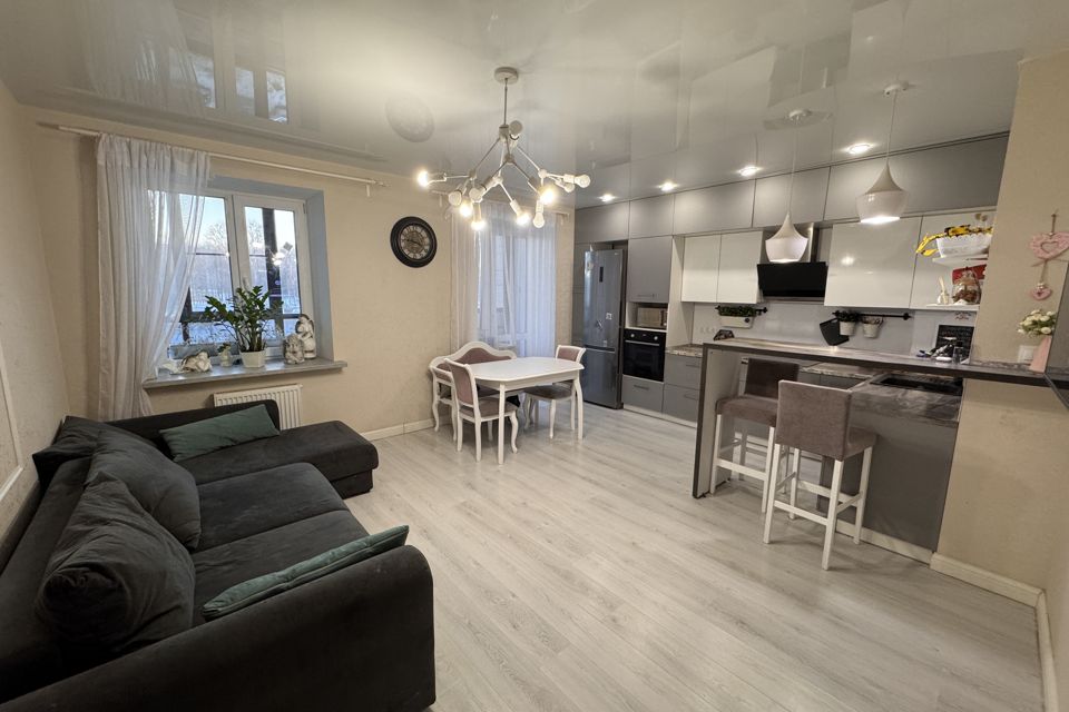 Продаётся 3-комнатная квартира, 74.5 м²