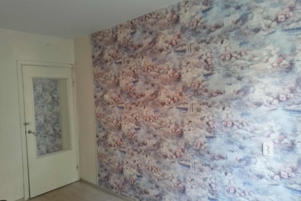 Продаётся комната в 3-комн. квартире, 11.9 м²