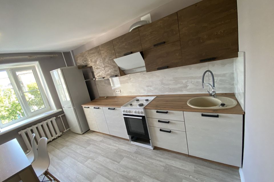 Сдаётся 2-комнатная квартира, 59.1 м²