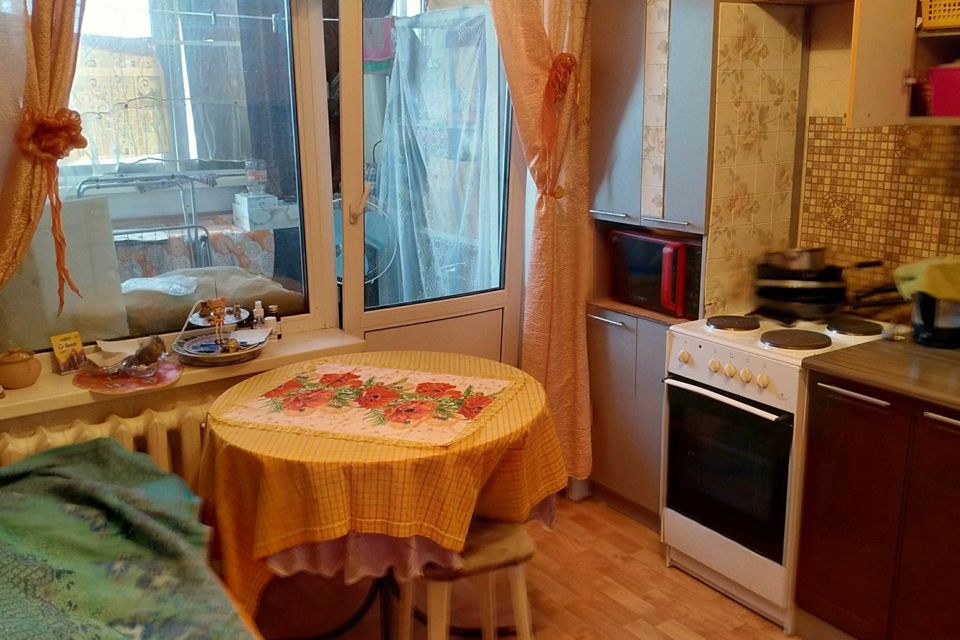 Продаётся 1-комнатная квартира, 37 м²