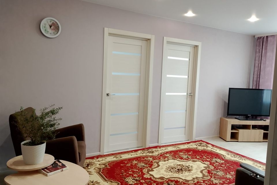 Продаётся 3-комнатная квартира, 49.7 м²