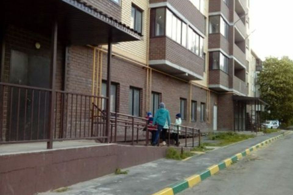 Продаётся 1-комнатная квартира, 43.9 м²