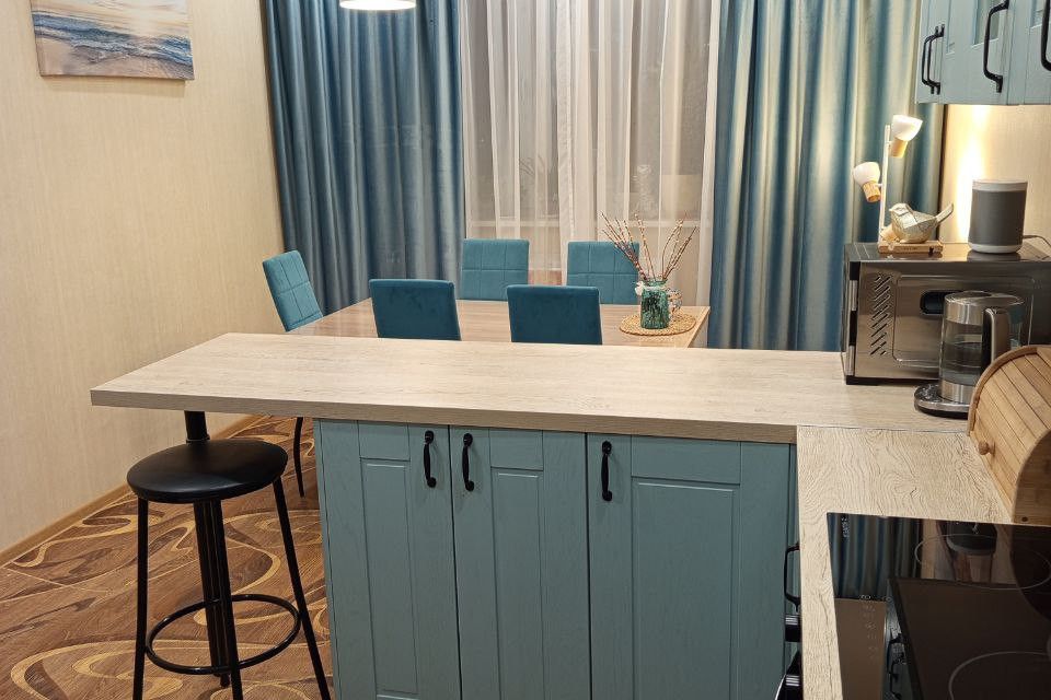 Продаётся 3-комнатная квартира, 104.8 м²