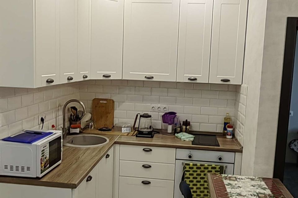 Сдаётся 1-комнатная квартира, 43 м²