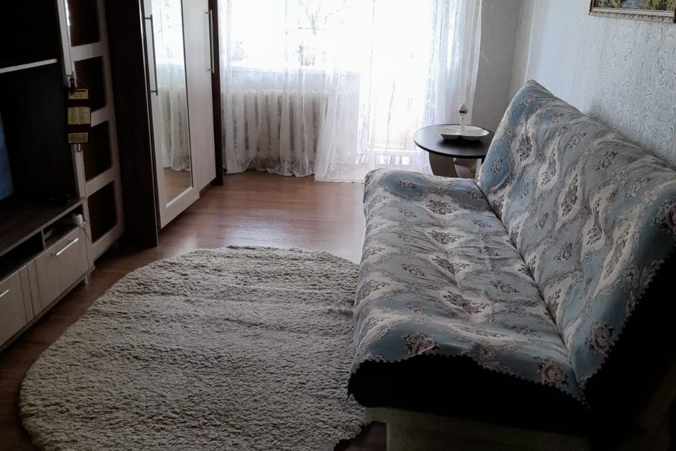 Продаётся 3-комнатная квартира, 60 м²