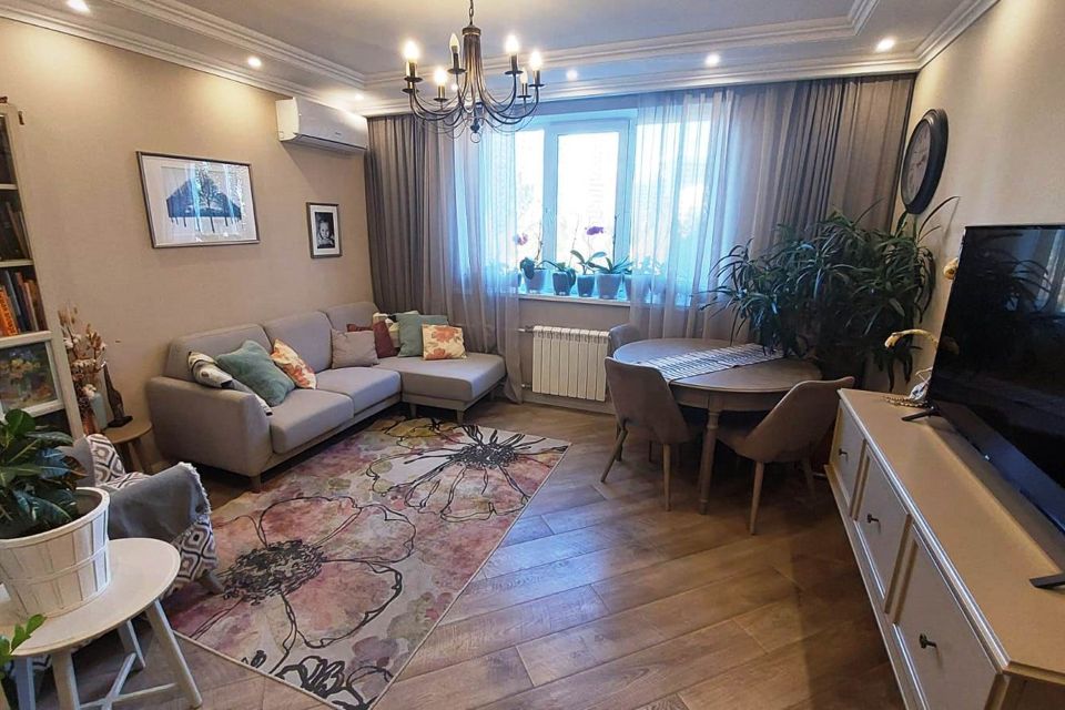 Продаётся 3-комнатная квартира, 64 м²