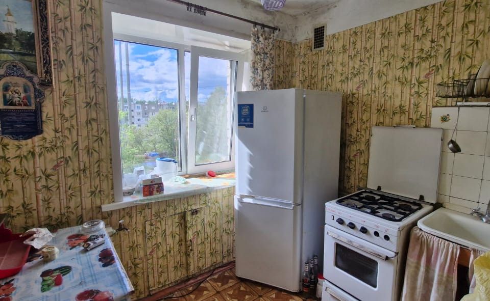 Продаётся 3-комнатная квартира, 49 м²