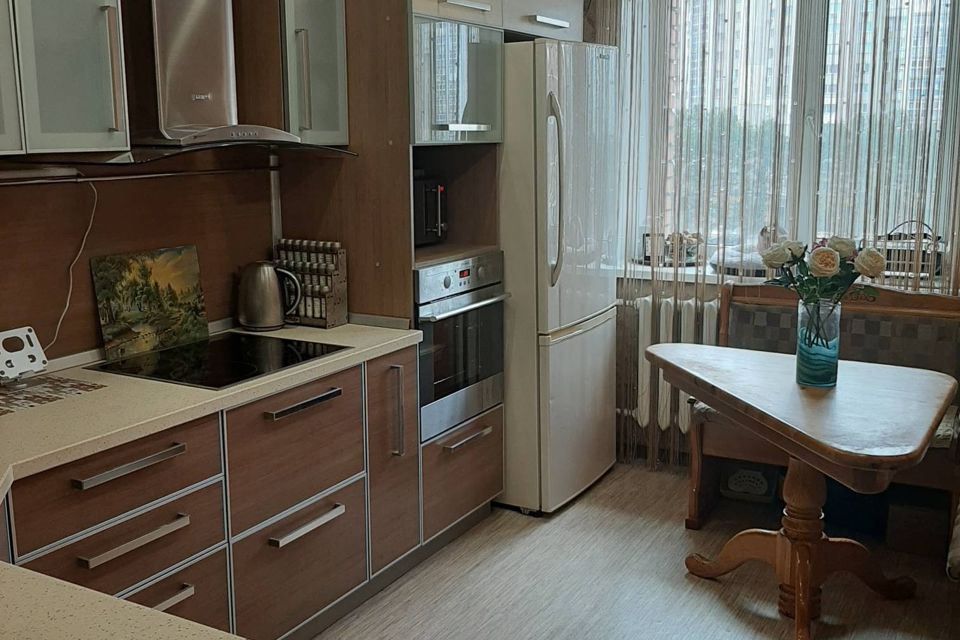 Продаётся 2-комнатная квартира, 57.3 м²