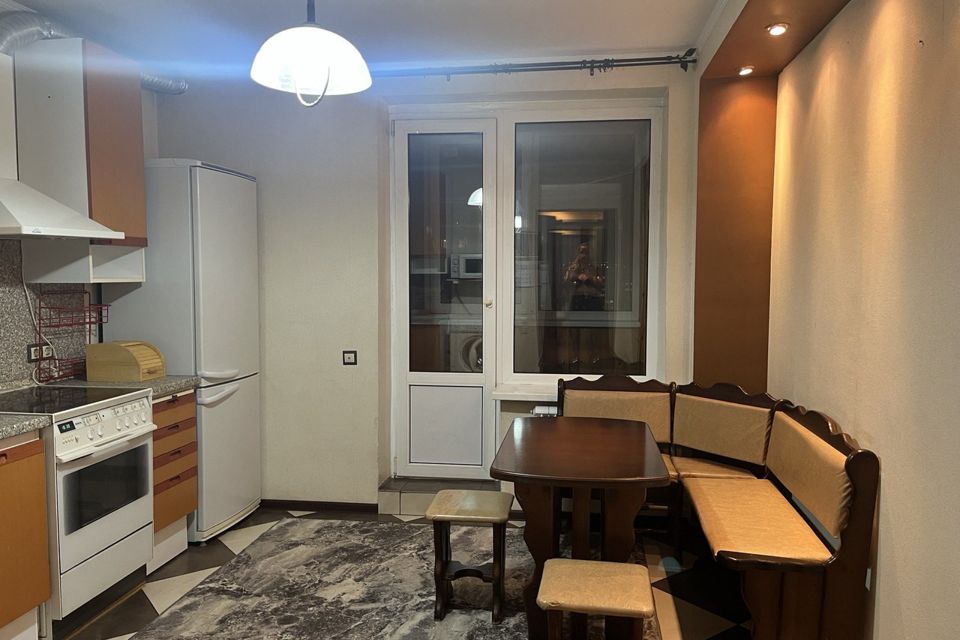 Продаётся 2-комнатная квартира, 80 м²