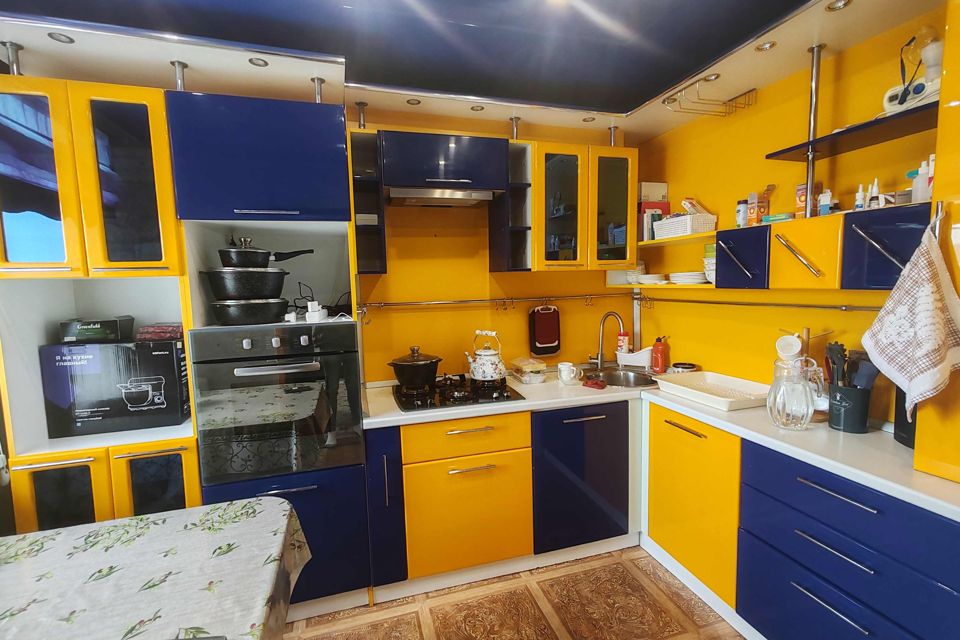 Продаётся 3-комнатная квартира, 59.8 м²