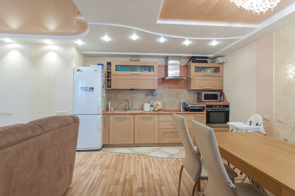 Продаётся 3-комнатная квартира, 87.2 м²