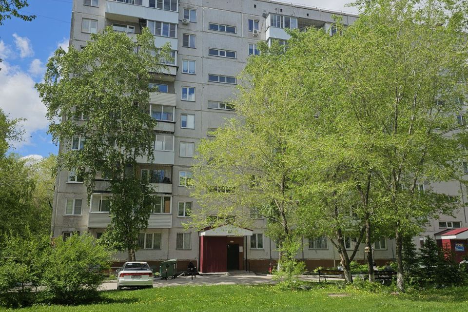 Продаётся 2-комнатная квартира, 43.8 м²