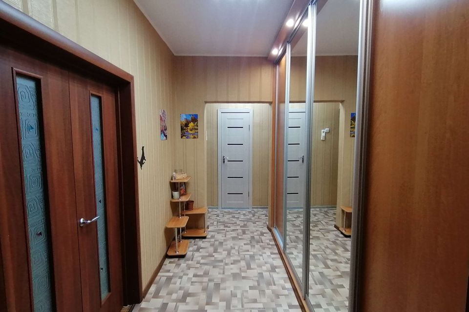 Продаётся 2-комнатная квартира, 51.7 м²