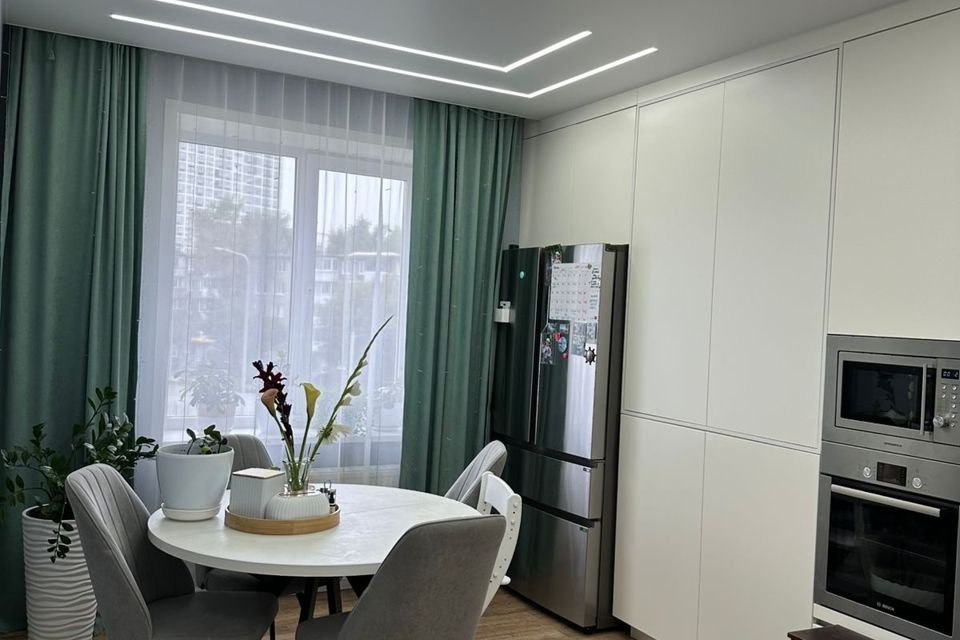 Продаётся 3-комнатная квартира, 82.5 м²