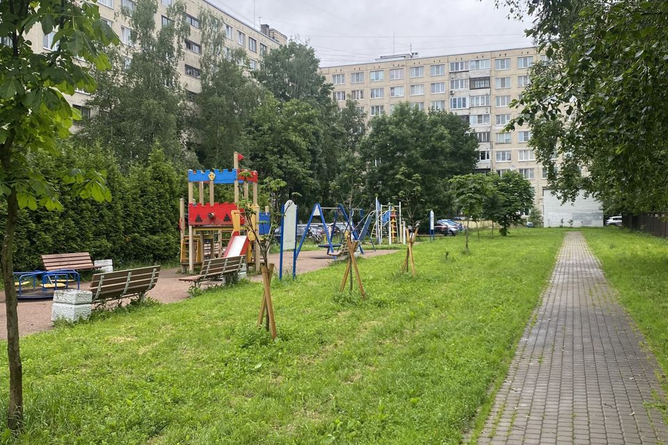 Продаётся 3-комнатная квартира, 59.5 м²