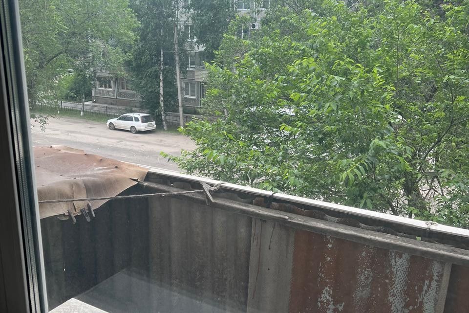 Продаётся 3-комнатная квартира, 49.4 м²