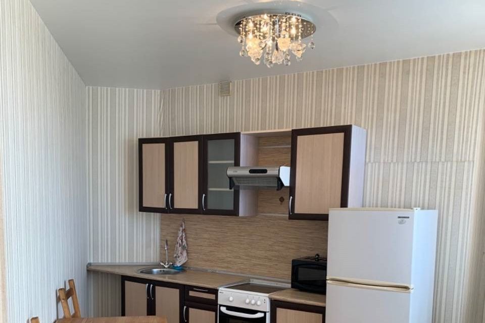 Сдаётся 1-комнатная квартира, 35 м²