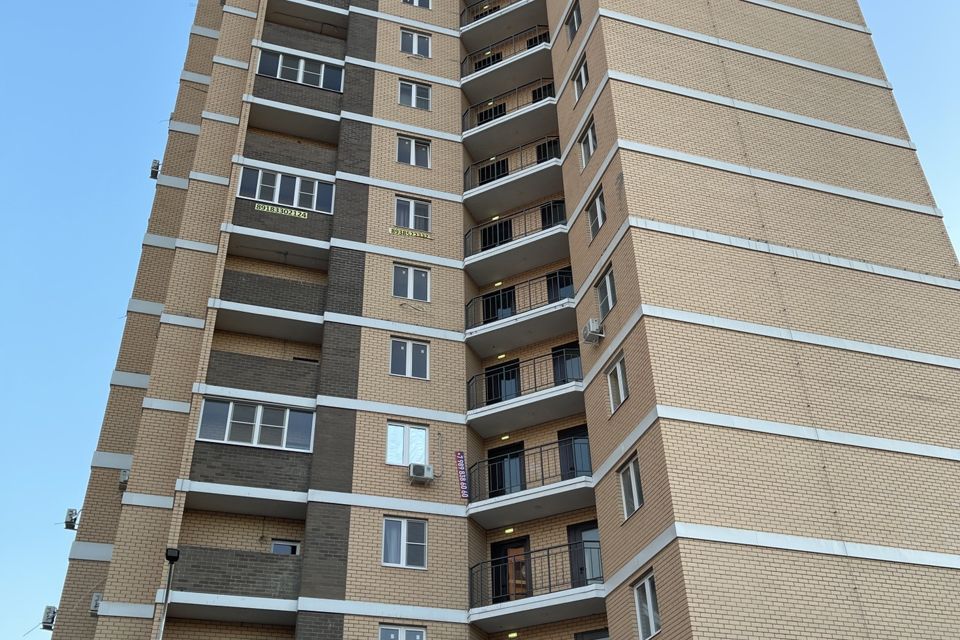 Продаётся 2-комнатная квартира, 61.5 м²