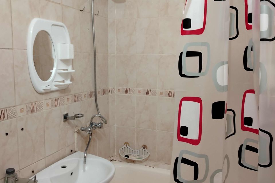 Сдаётся 1-комнатная квартира, 35 м²