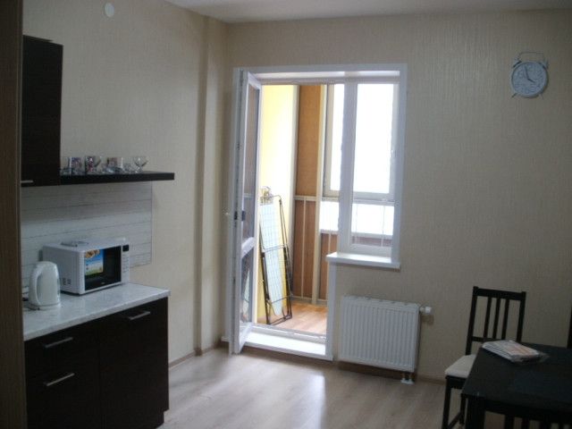 Продаётся 1-комнатная квартира, 42 м²