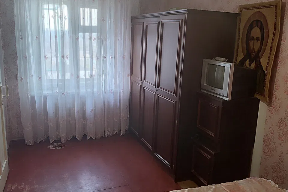 Продаётся 3-комнатная квартира, 56.9 м²