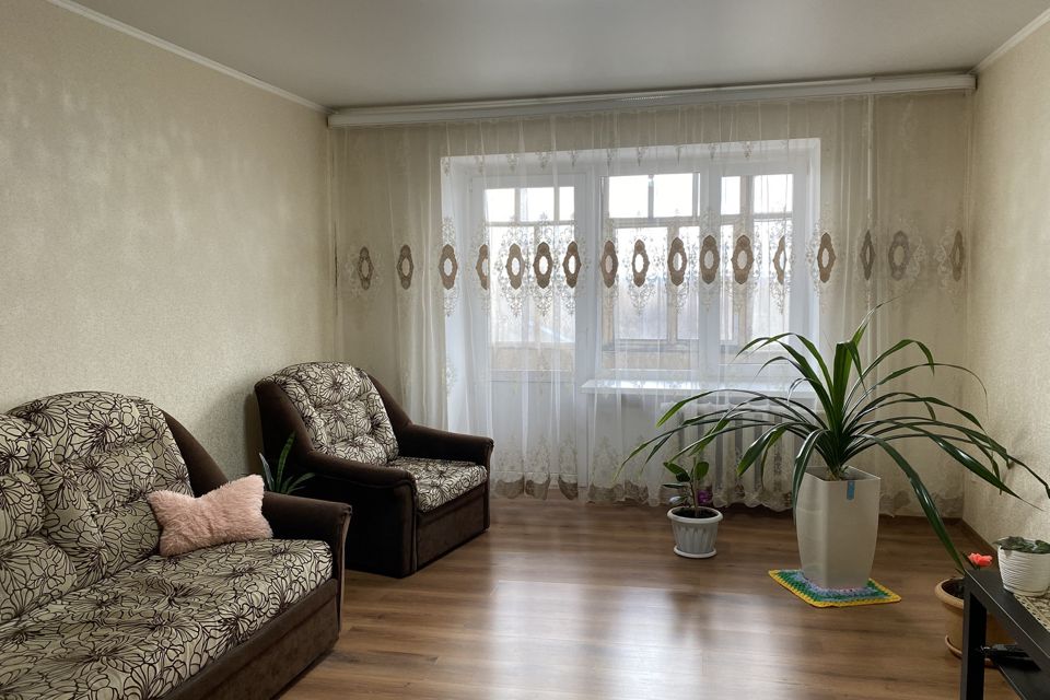 Продаётся 4-комнатная квартира, 76.4 м²