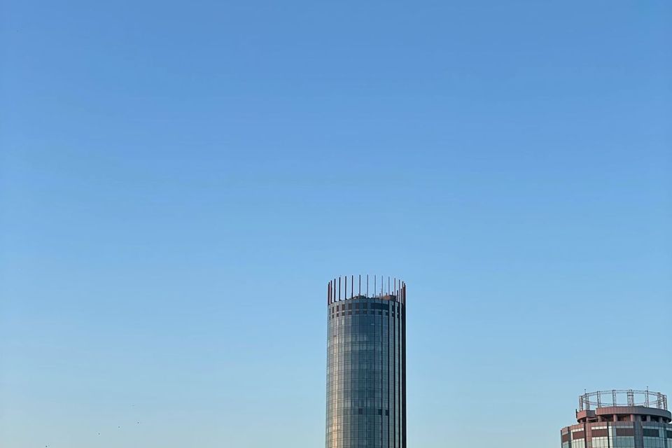 Продаётся 2-комнатная квартира, 83.3 м²