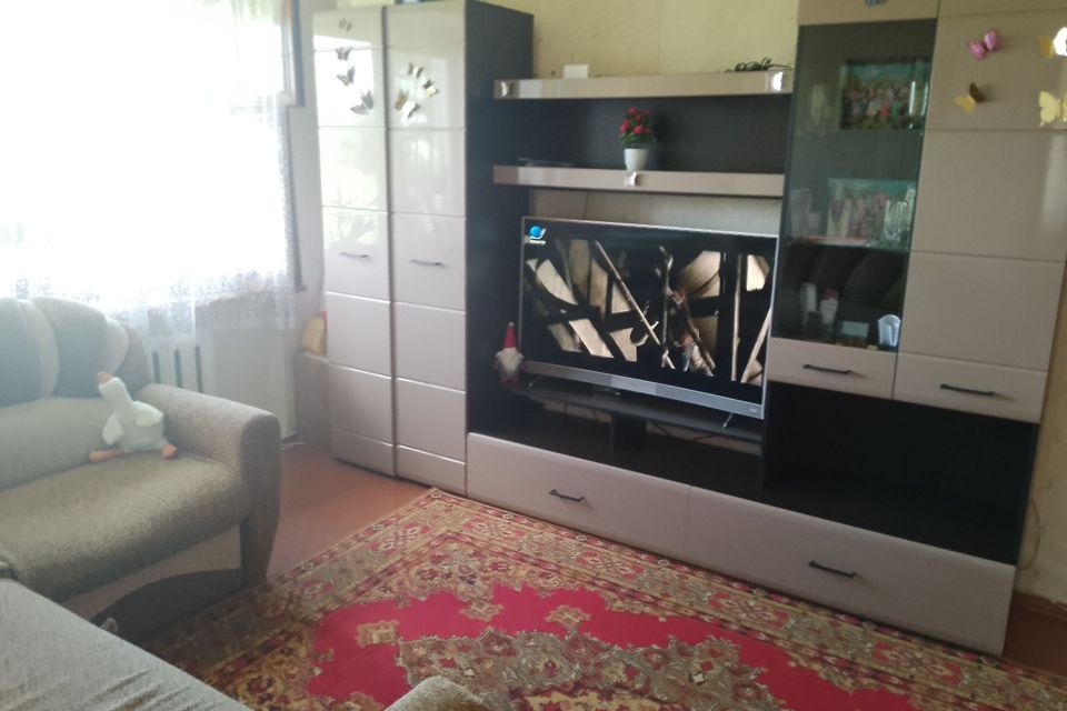 Продаётся 3-комнатная квартира, 50.9 м²