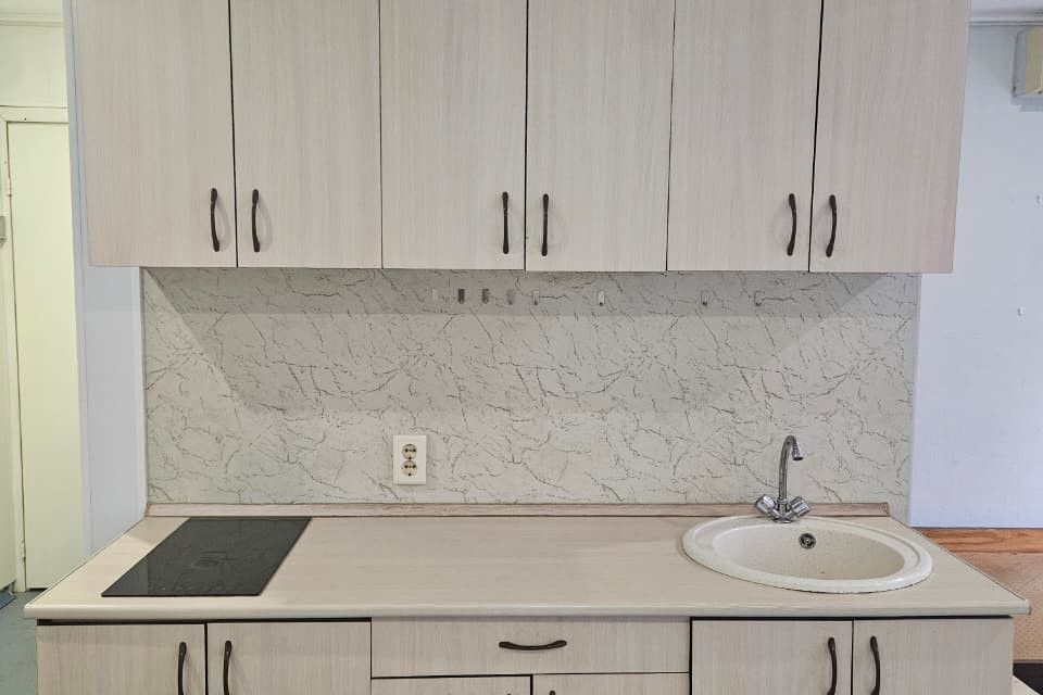 Продаётся 1-комнатная квартира, 30.5 м²