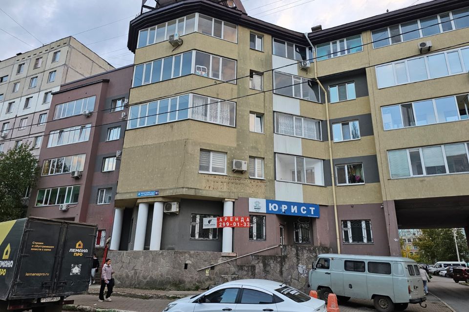 Продаётся 4-комнатная квартира, 102.7 м²