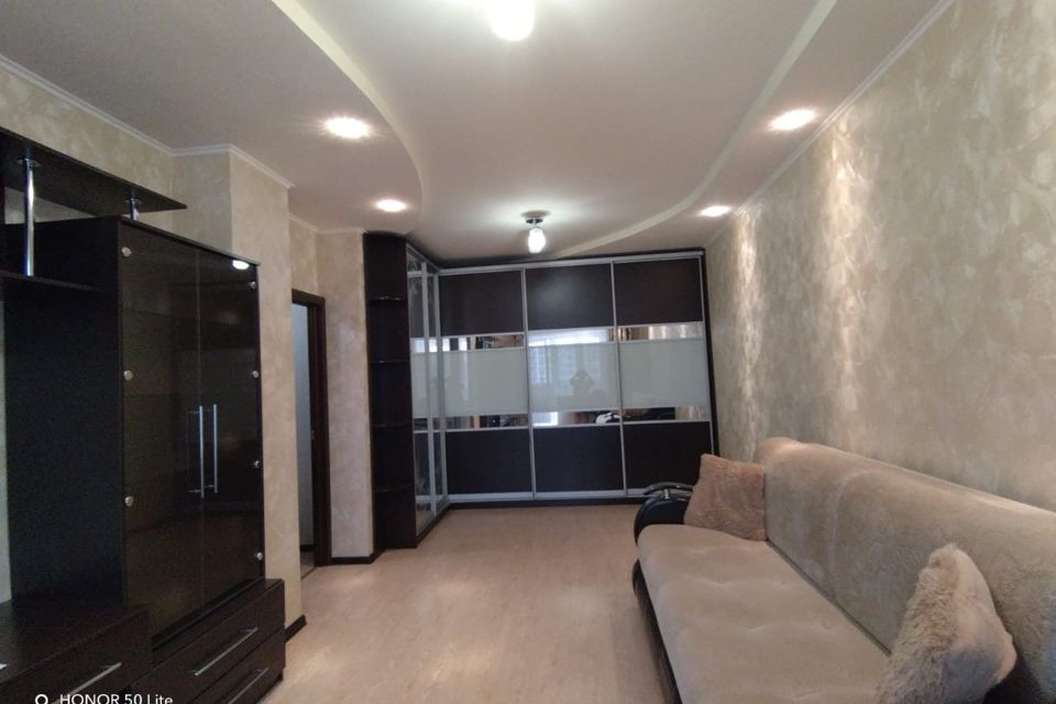 Продаётся 2-комнатная квартира, 66.1 м²