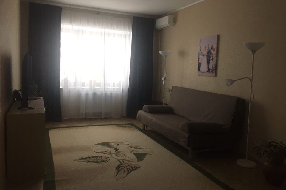 Продаётся 3-комнатная квартира, 87 м²