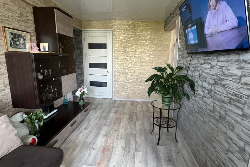 Продаётся 3-комнатная квартира, 60 м²