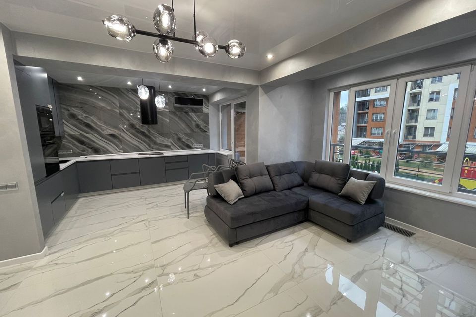 Продаётся 1-комнатная квартира, 65 м²