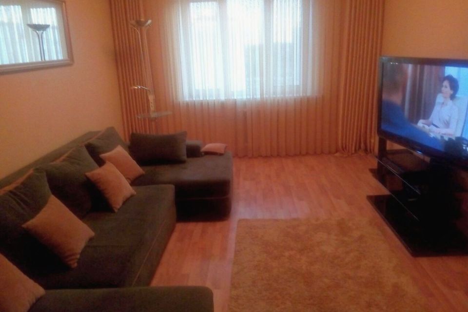 Продаётся 2-комнатная квартира, 60.9 м²