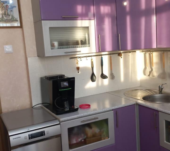 Продаётся 3-комнатная квартира, 70.1 м²