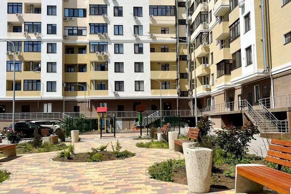 Продаётся 2-комнатная квартира, 58.8 м²