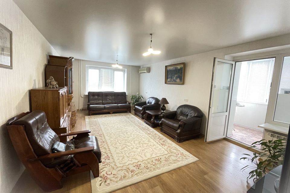 Продаётся 4-комнатная квартира, 88 м²
