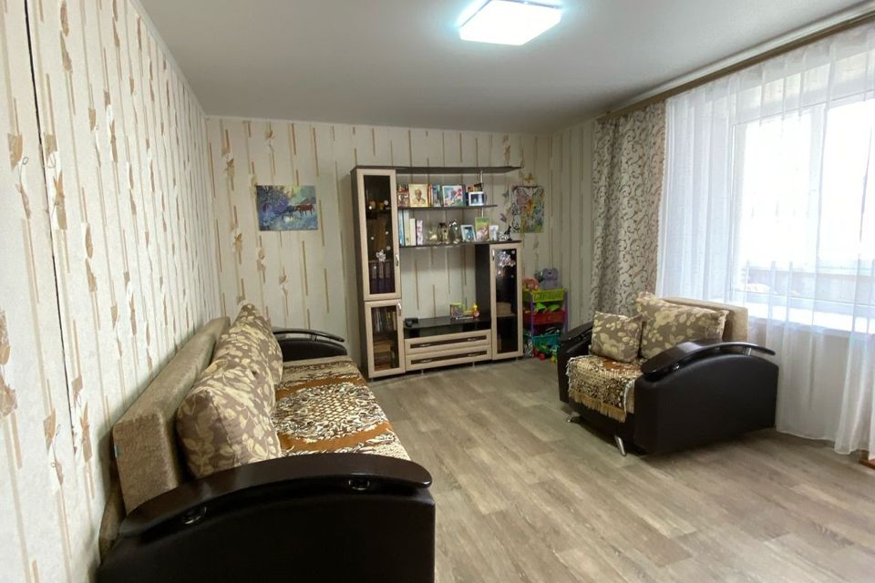 Продаётся 3-комнатная квартира, 64 м²