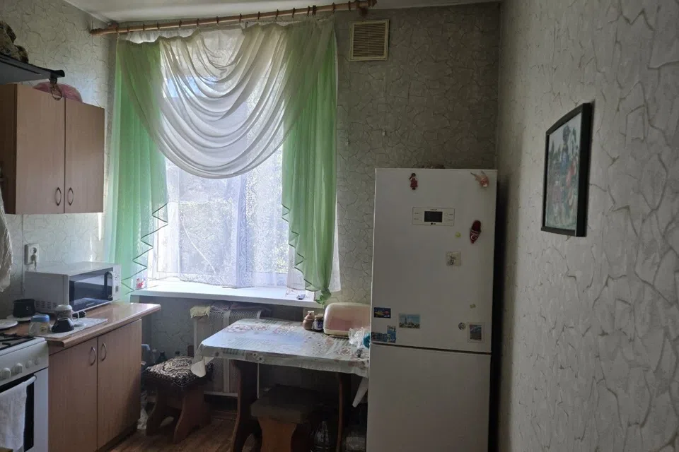 Продаётся 2-комнатная квартира, 147 м²