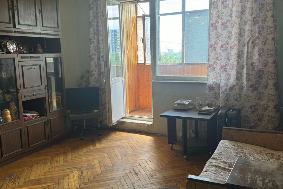 Продаётся 1-комнатная квартира, 38.8 м²