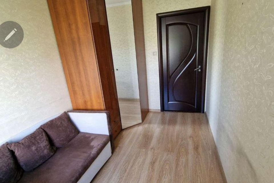 Продаётся комната в 3-комн. квартире, 10 м²