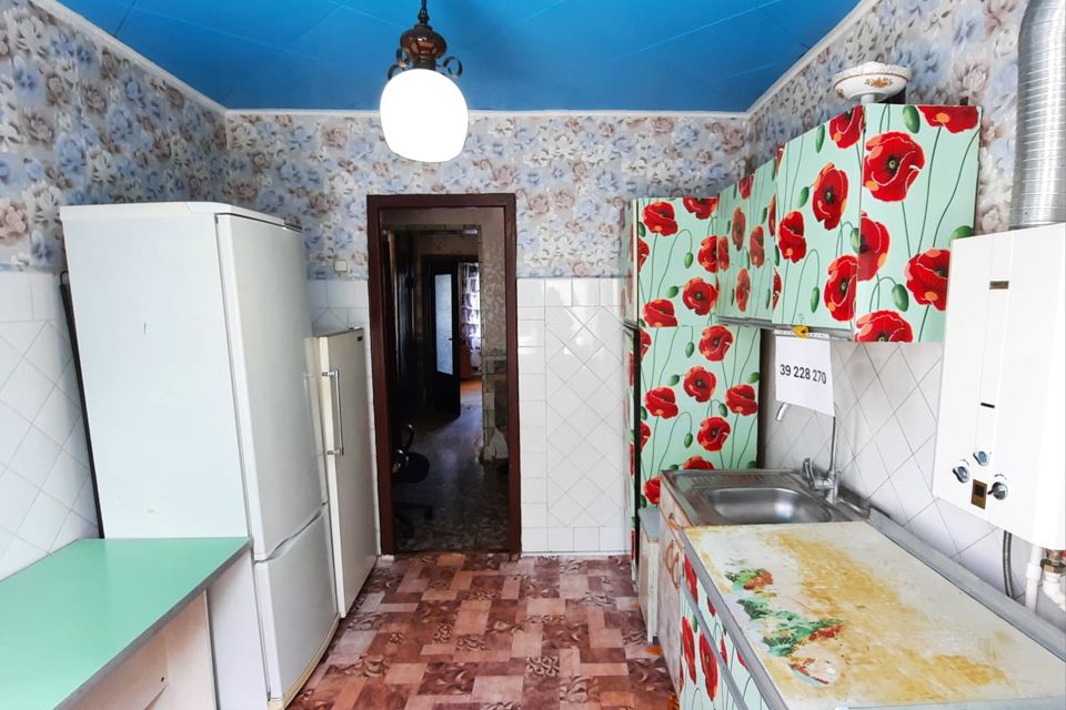 Продаётся 3-комнатная квартира, 60.9 м²