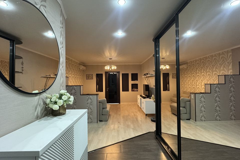 Продаётся 2-комнатная квартира, 74.6 м²