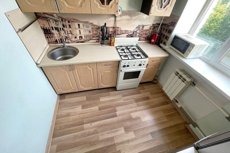 Продаётся 3-комнатная квартира, 55.5 м²