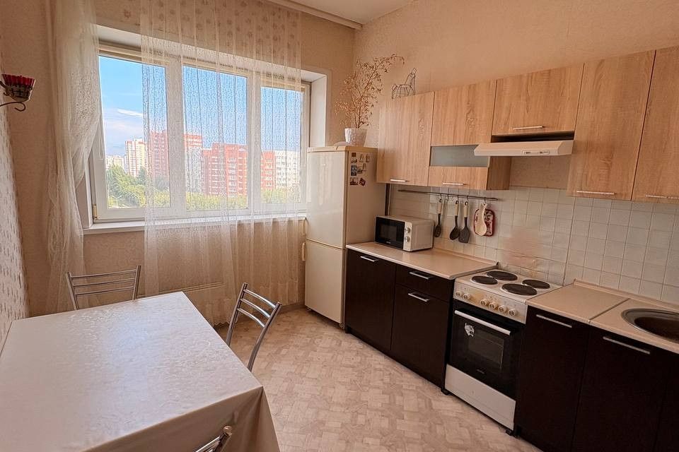 Продаётся 2-комнатная квартира, 71.1 м²